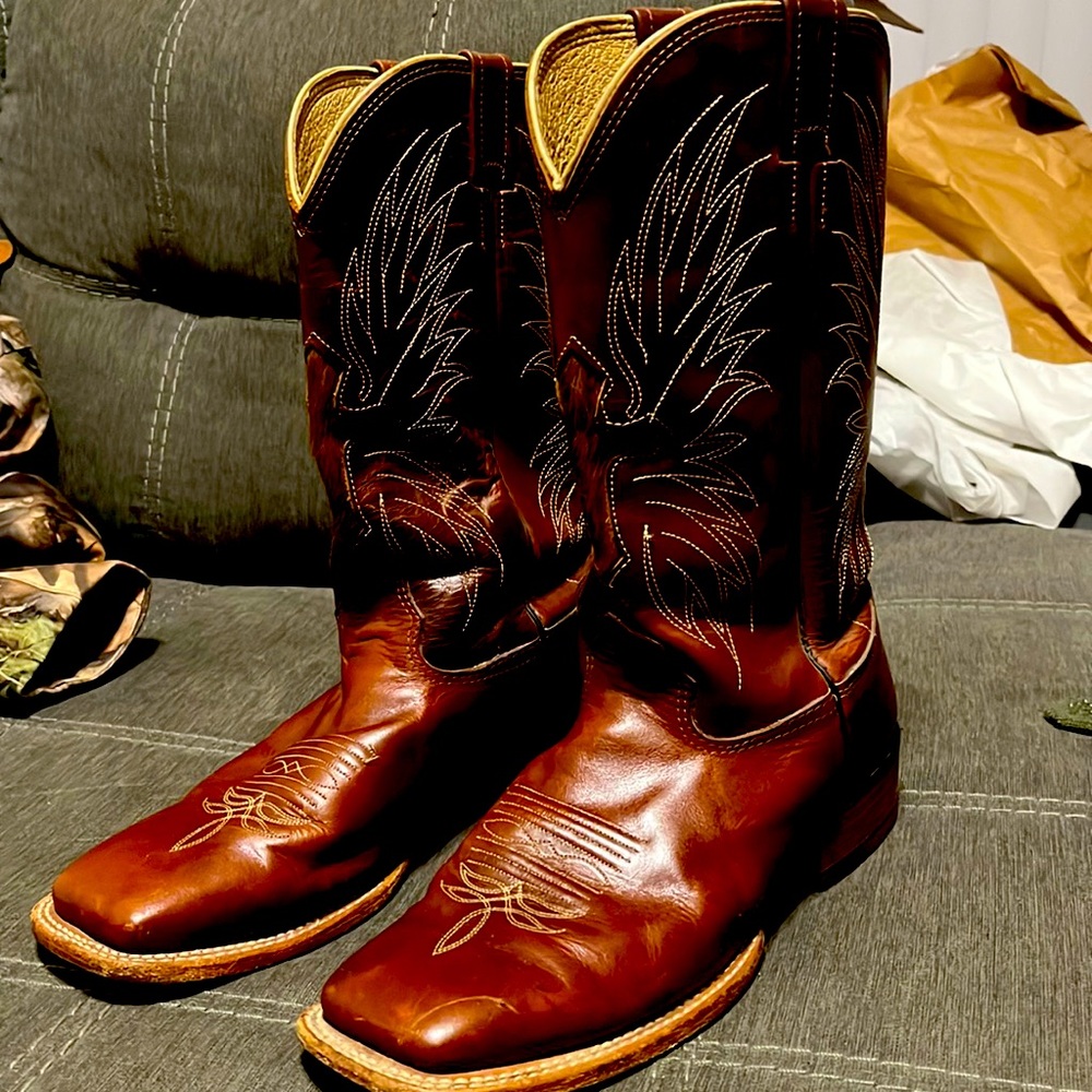 Cavendars 9/5 D boots
